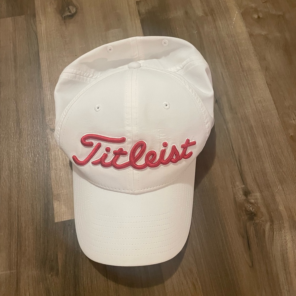 Titleist Tour Performance Adjustable hat